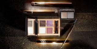 Can JinhuaMgirl Improve Safety Through Cosmetic Case Set Design